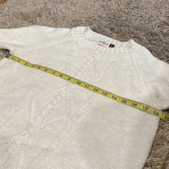 Women’s Cream Knit Sweater - Picture 9 of 10